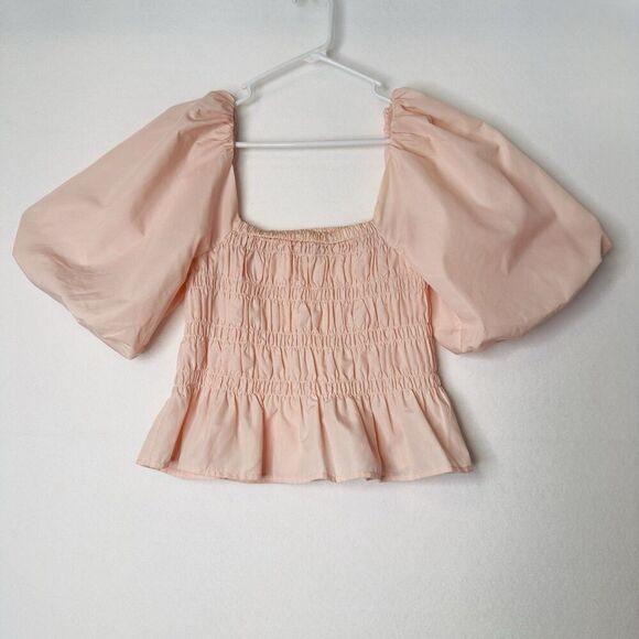 Francesca’s Pink Puff Scallop Blouse Dramatic Balloon Sleeve  Medium - Picture 1 of 8